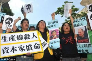 Foxconn: protesto contra condições desumanas de trabalho