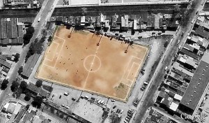 futebol autoconstruído